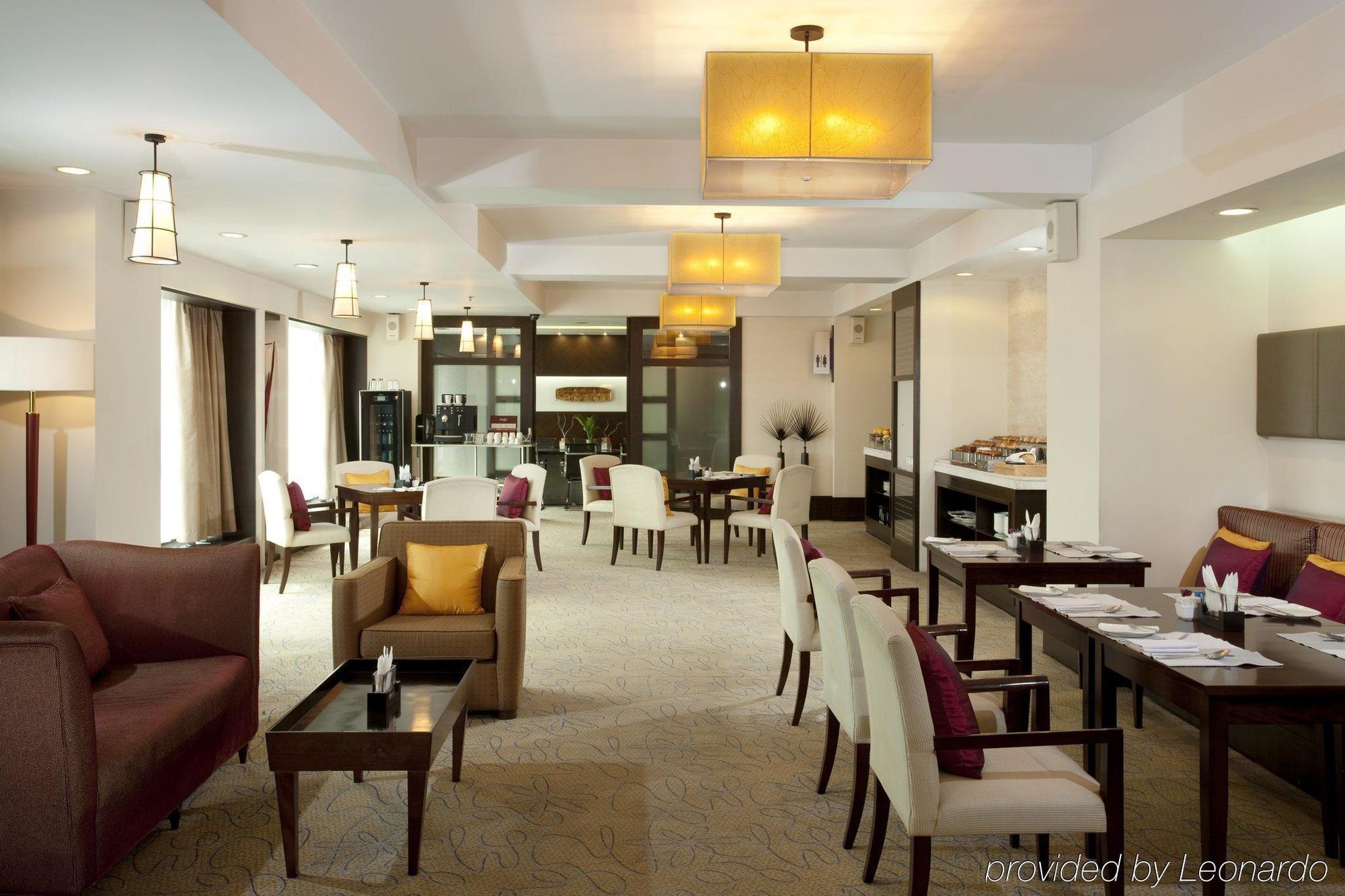 Holiday Inn Central Plaza Beijing Restoran gambar
